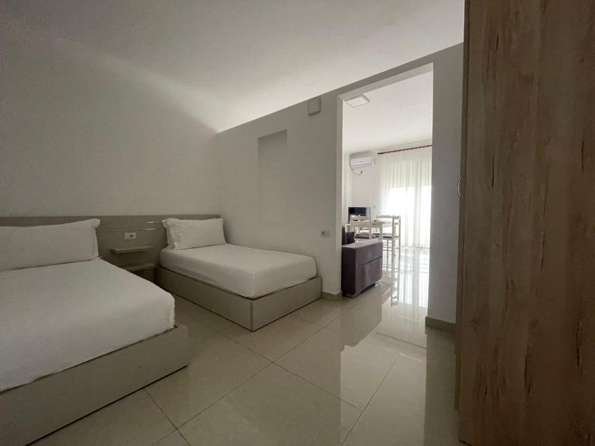 Kraal Apartments วญอเรอ ภายนอก รูปภาพ